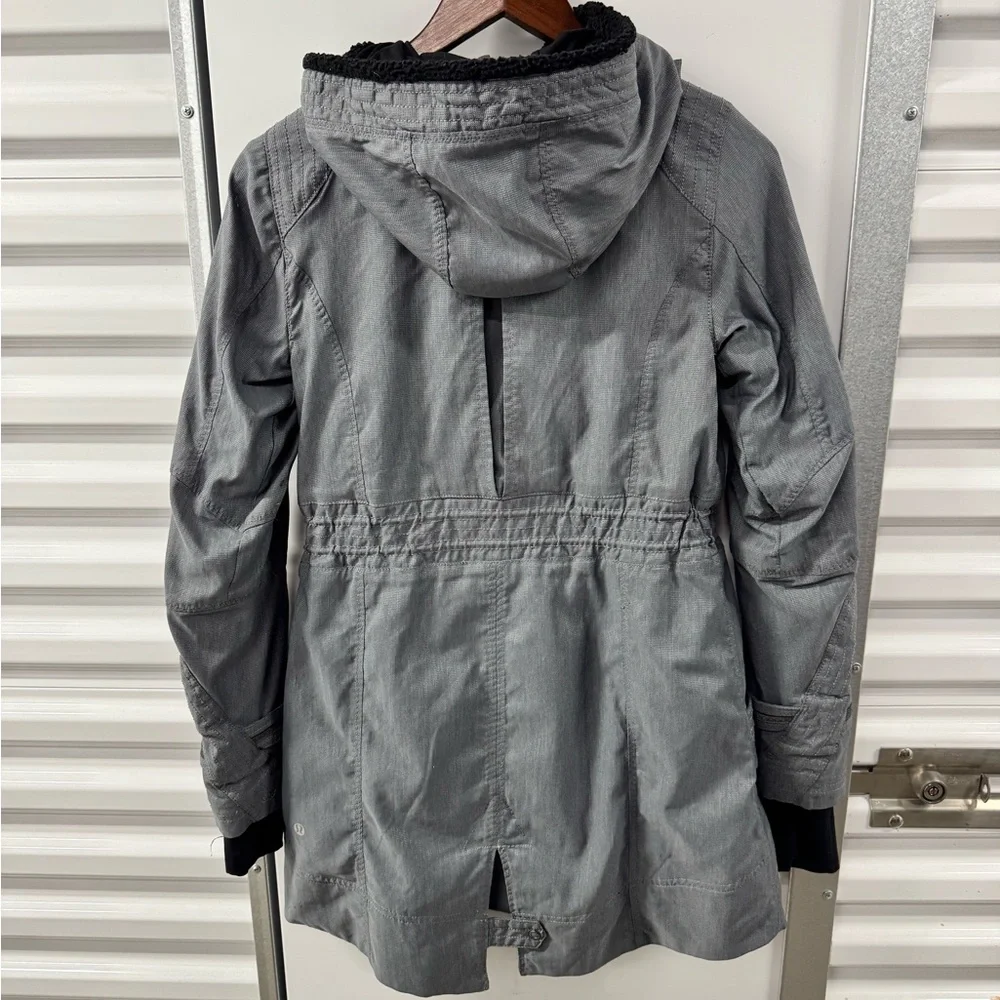 Lululemon Jacket Womens‎ 4 Gray Apres Run Anorak Full Zip Hood Outdoor Running